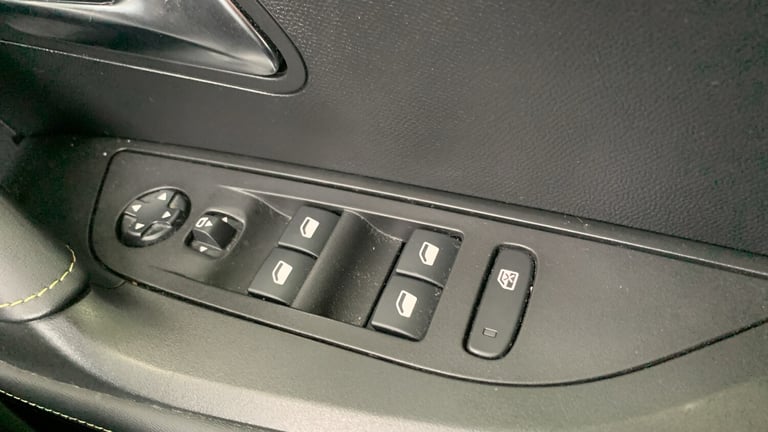 2022 Peugeot 2008 1.2 PureTech GT SUV 5dr Petrol Manual Euro 6 (s/s) (130 ps) SUV Petrol Manual