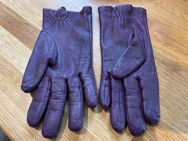Marks & Spencer's Women's Purple Leather Gloves | in Yeovil, Somerset |  Gumtree
