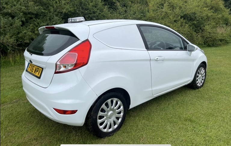 FORD FIESTA VAN 1.5 TDCi White Manual Diesel 2016