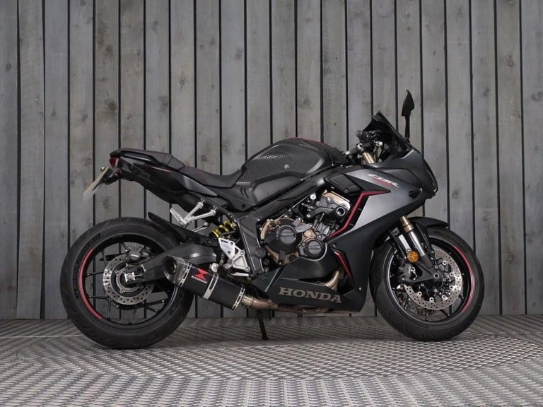 2020 20 HONDA CBR650R
