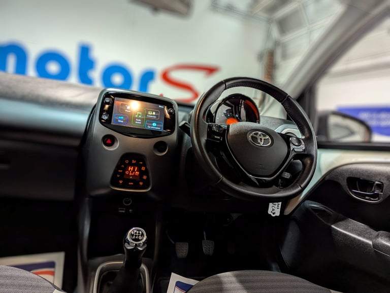 2018 Toyota Aygo 1.0 VVT-i X-Trend 5dr**ONE OWNER FROM NEW** Petrol