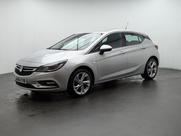 2016 Vauxhall Astra 1.6 CDTi BlueInjection SRi Hatchback 5dr Diesel Auto Euro 6 (136 ps) TINTED H...