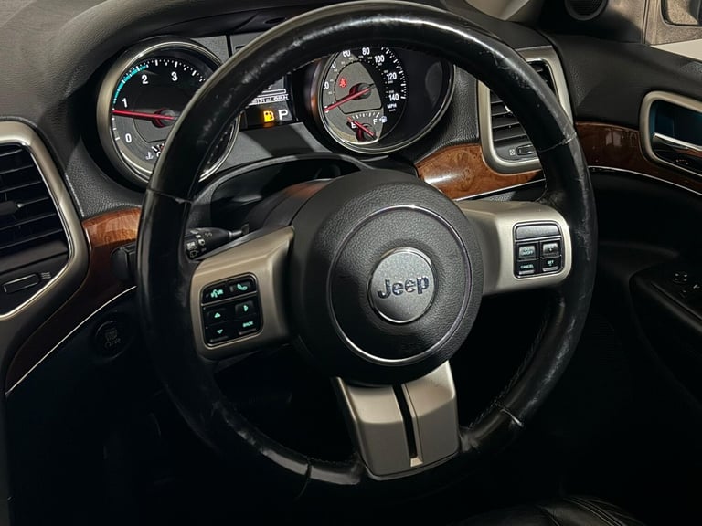 2011 JEEP GRAND CHEROKEE LIMITED CRD 3.0 DIESEL V6 AUTOMATIC 4WD 4X4 SUV 240 BHP