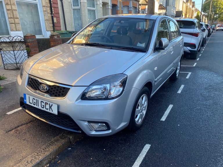 Kia, RIO, Hatchback, 2011, Manual, 1399 (cc), 5 doors