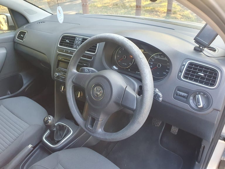 2012 Volkswagen Polo 1.4 Match Hatchback 5dr Petrol Manual Euro 5 (85 ps) HATCHBACK Petrol Manual