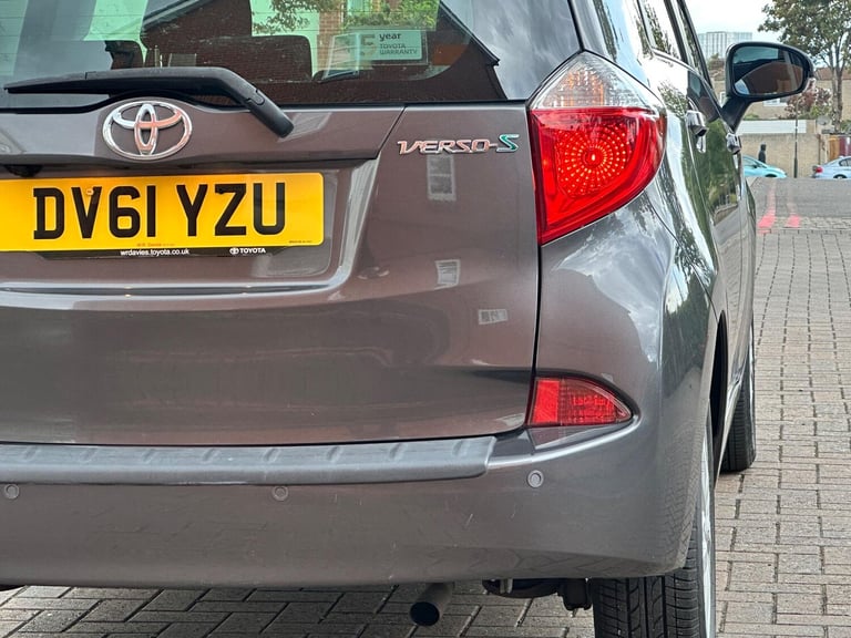 2011 Toyota Verso 1.33 Dual VVT-i T Spirit Euro 5 5dr MPV Petrol Manual