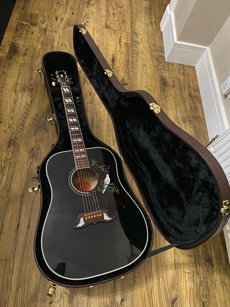 image for Gibson dove 🕊️ Ebony 