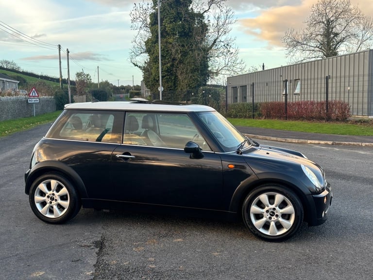 2006 AUTOMATIC Mini Cooper 1.6 Petrol