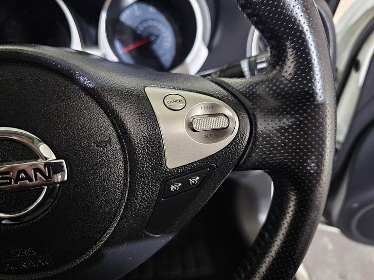 2013 Nissan Juke 1.6 n-tec Euro 5 5dr (17in Alloy) HATCHBACK Petrol Manual