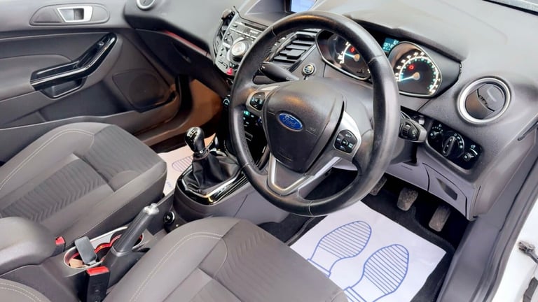 2015 Ford Fiesta 1.0 EcoBoost Titanium 5dr HATCHBACK Petrol Manual