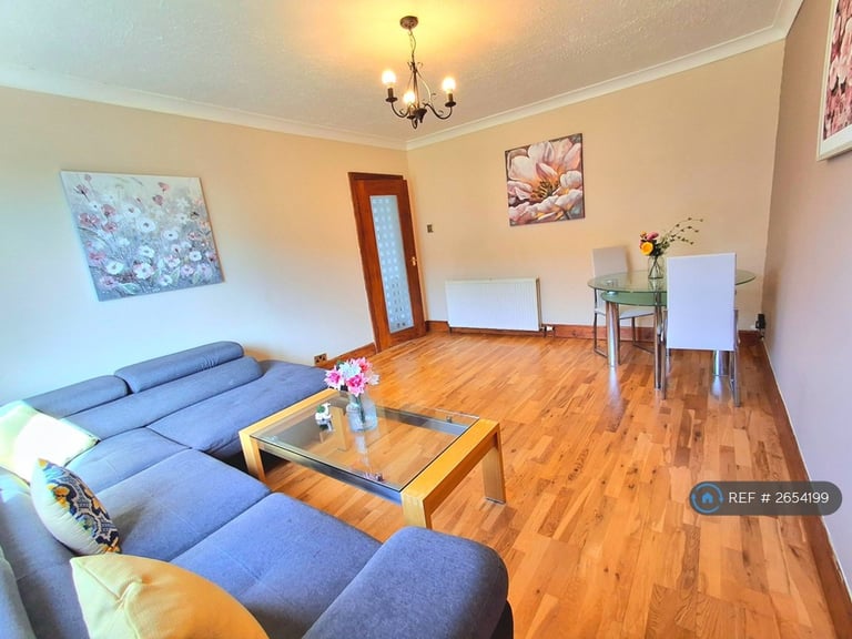 2 bedroom flat in Arnage Crescent, Aberdeen, AB16 (2 bed) (#2654199)