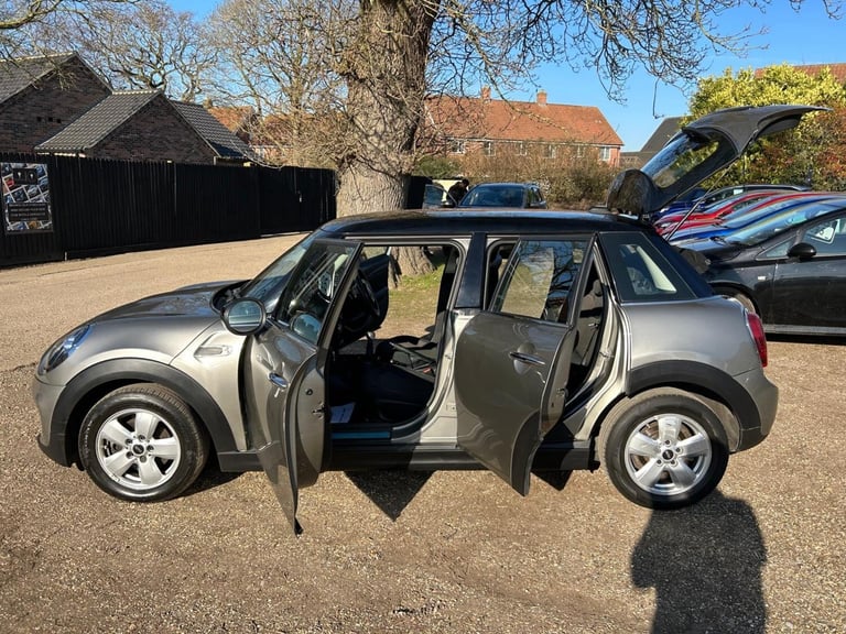 2020 MINI Hatch 1.5 Cooper Classic II 5dr HATCHBACK Petrol Manual