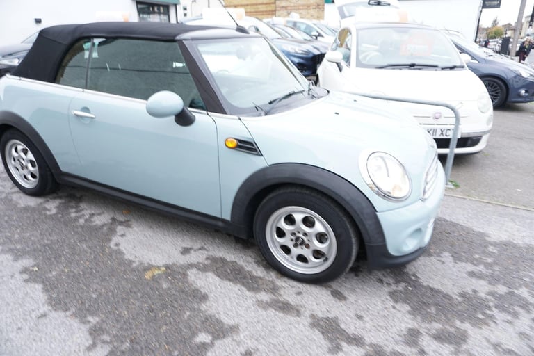 2013 MINI Convertible 1.6 Cooper 2dr CONVERTIBLE PETROL Manual