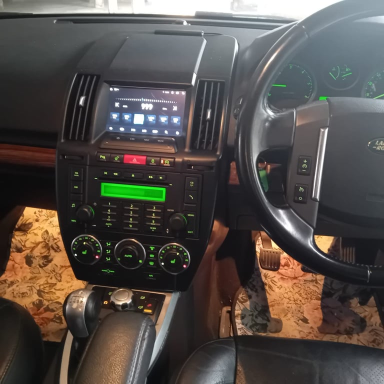 Land Rover, FREELANDER, Estate, 2010, Manual, 2179 (cc), 5 doors