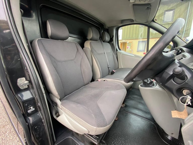 2010 Vauxhall Vivaro 2.0 CDTi Sportive FWD L1 4dr PANEL VAN Diesel Manual