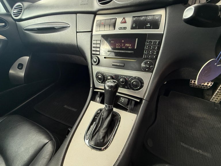 Mercedes-Benz CLK 2.1 CLK220 CDI Sport 2dr Diesel Automatic - Image 12