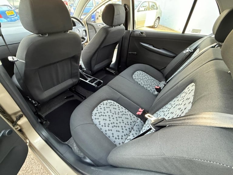 2006 Skoda Fabia 1.2 HTP Classic 5dr Hatchback Petrol Manual
