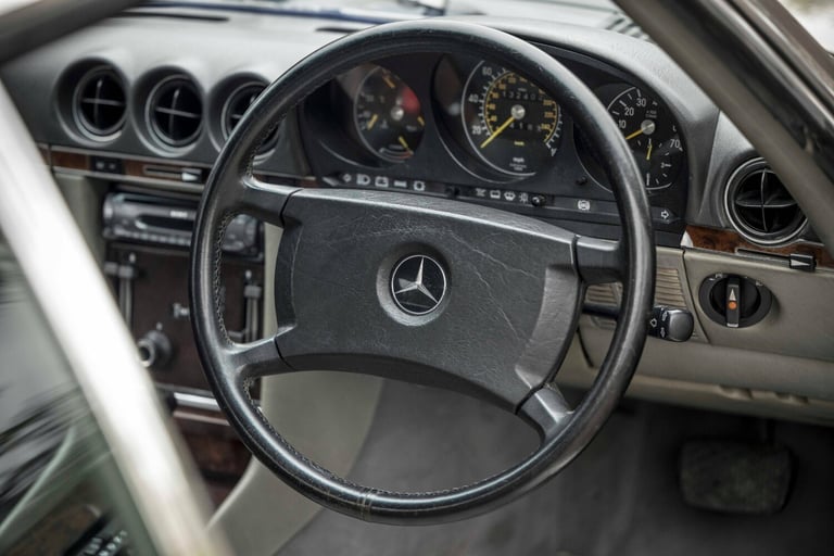 1987 Mercedes-Benz 300 SL CONVERTIBLE Petrol Automatic