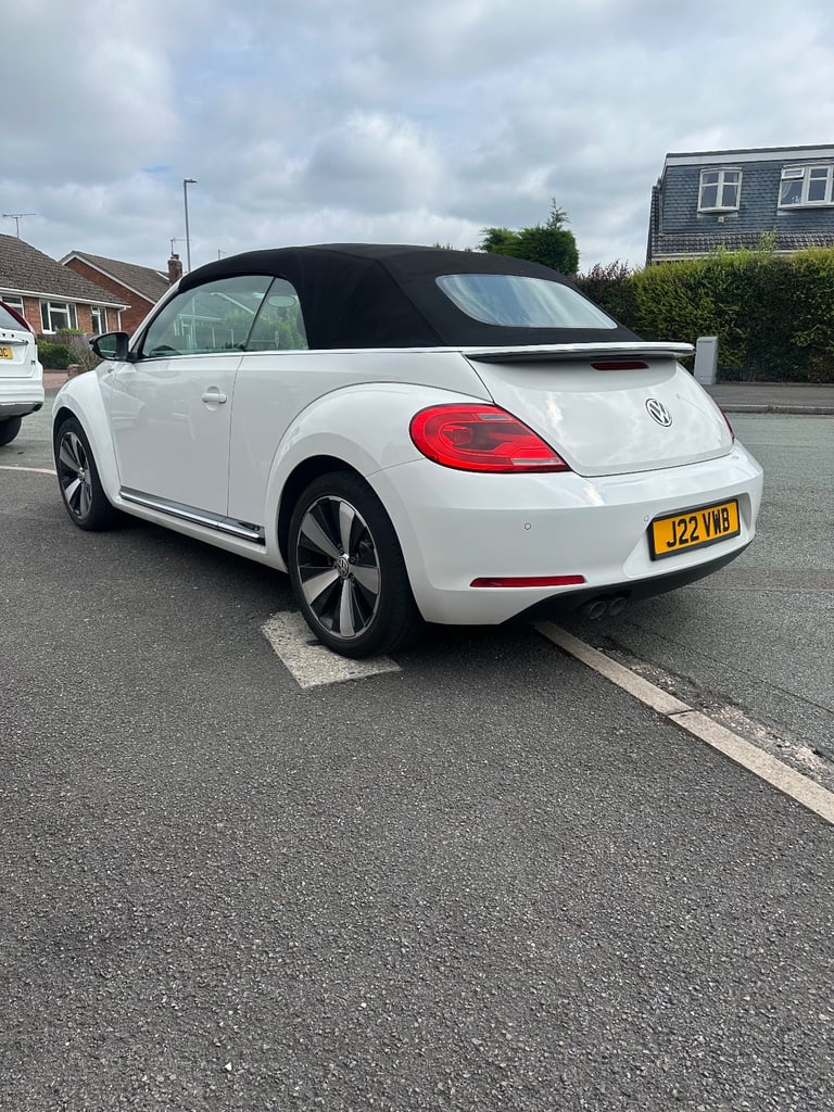 Volkswagen, BEETLE, Convertible, 2013, Manual, 1968 (cc), 2 doors