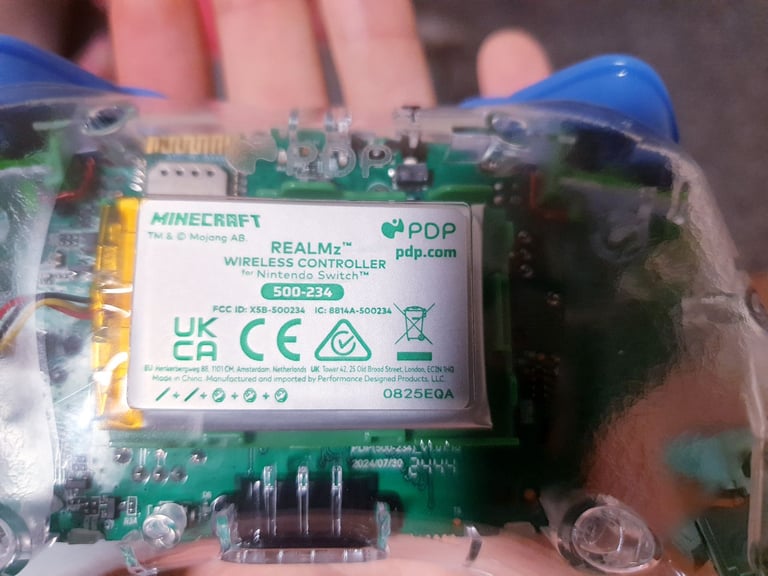 Nintendo Switch wireless controller- minecraft edition (brand new)