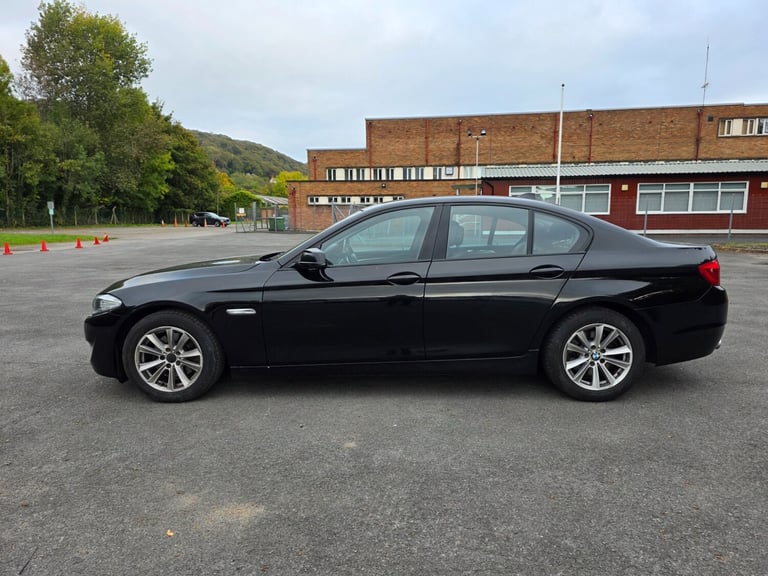 2012 BMW 5 Series 520d SE 4dr Step Auto [Start Stop] 8 SPEEDS NEW SHAPE SALOON Diesel Automatic