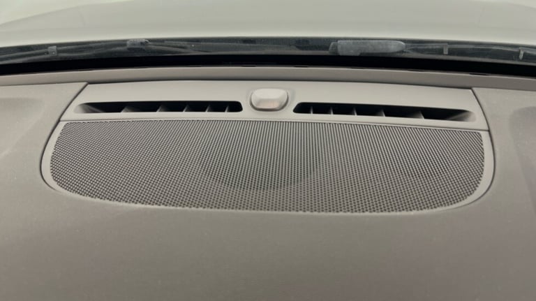 2021 Volvo XC40 Inscription, B4 mild hybrid (Rear Camera,  Black Leather Interior) Estate Petrol ...