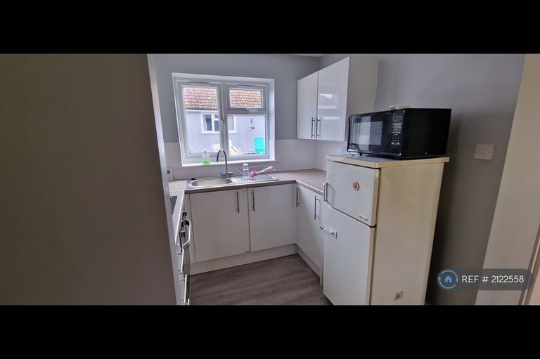 1 bedroom flat in Birch, Colchester, CO2 (1 bed) (#2122558)