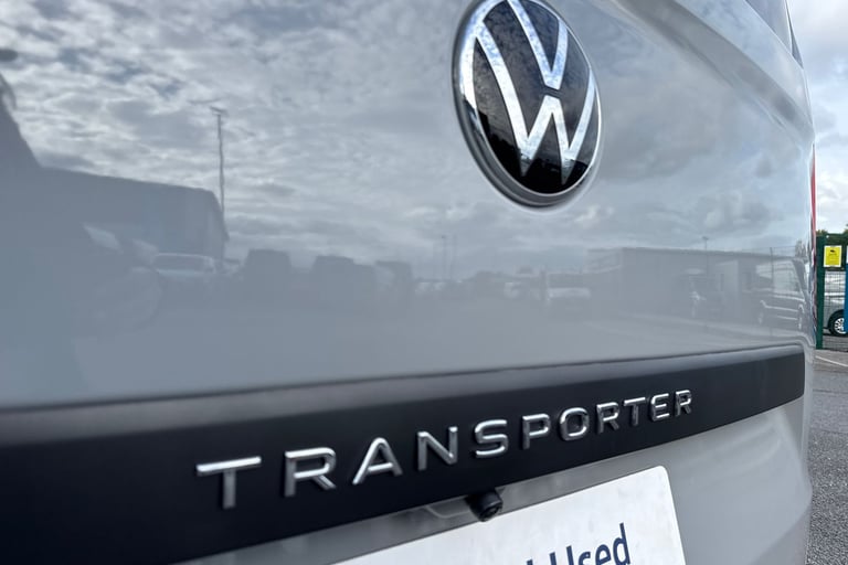 2025 Volkswagen Transporter T28 Panel Van Commerce Pro SWB 110 PS 2.0 TDI 6sp Manual -  Camper Sp...