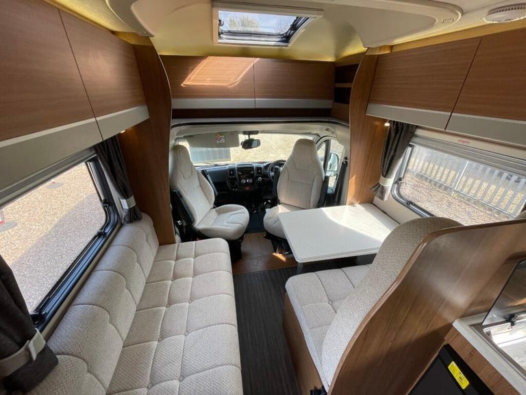 Auto trail Tribute 715 4 berth 4 belt 3500kg motorhome 