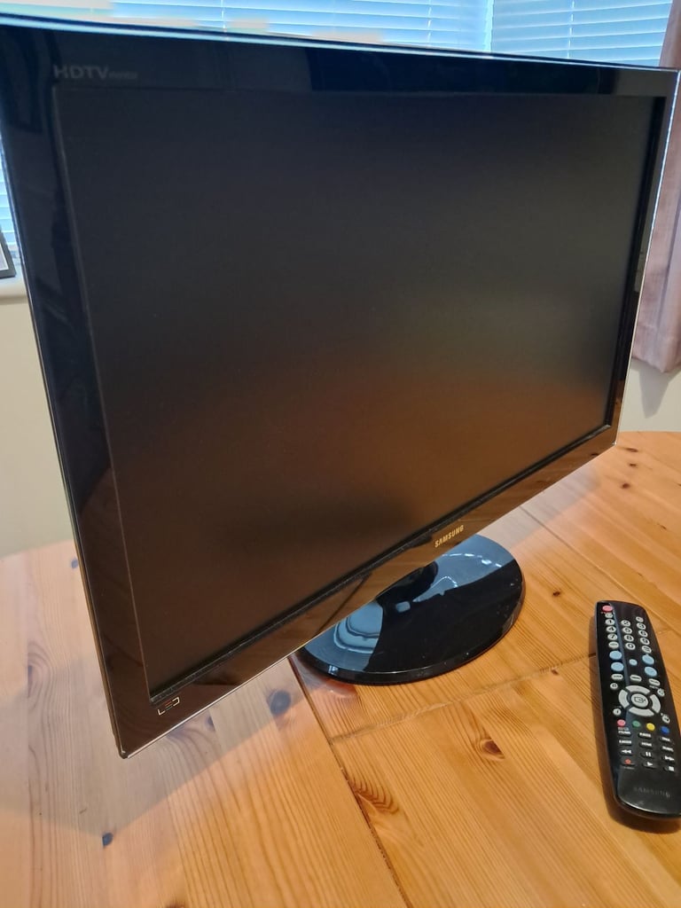 Samsung 27inch H.D. LED smart TVT.V.