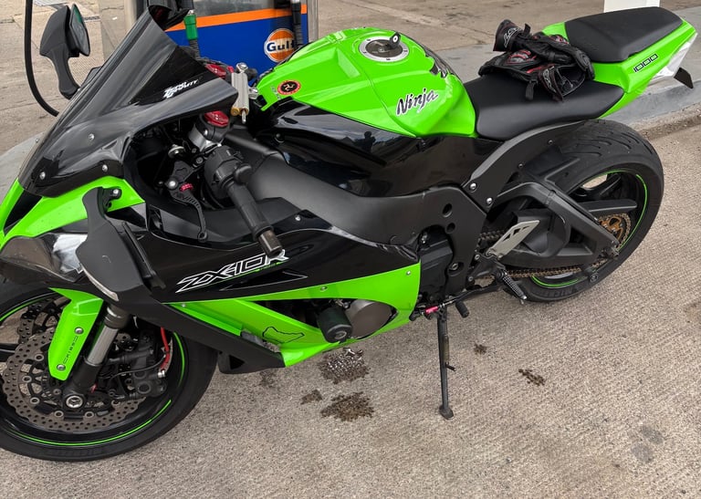 Kawasaki Ninja ZX 10R Zx10r rsv cbr r1 gsxr z1000 