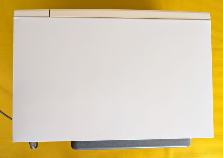 Panasonic Microwave NN-ST459W 900W