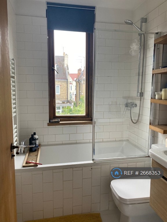 1 bedroom house in Maryland Road, London, N22 (1 bed) (#2668353)