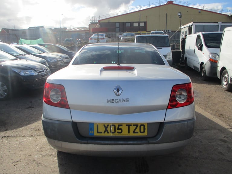 RENAULT MEGANE DYNAMIQUE  1.9 DIESEL CONVERTIBLE