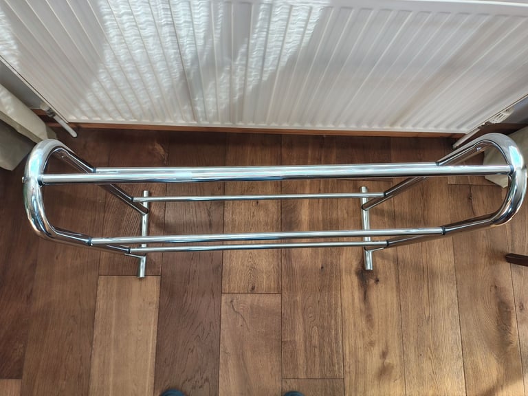 Freestanding Chromium Towel Rack/ Stand 