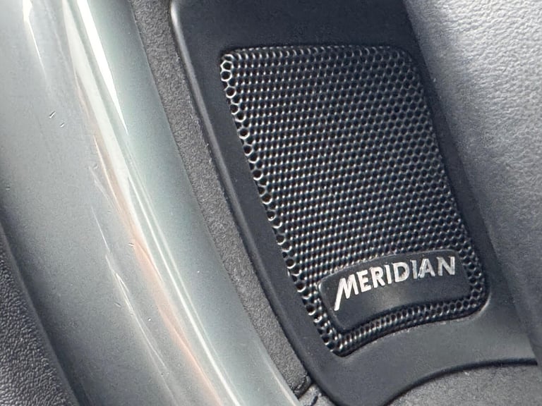 2018 Land Rover Discovery Sport 2.0 TD4 HSE Black Auto 4WD Euro 6 (s/s) 5dr ESTATE Diesel Automatic