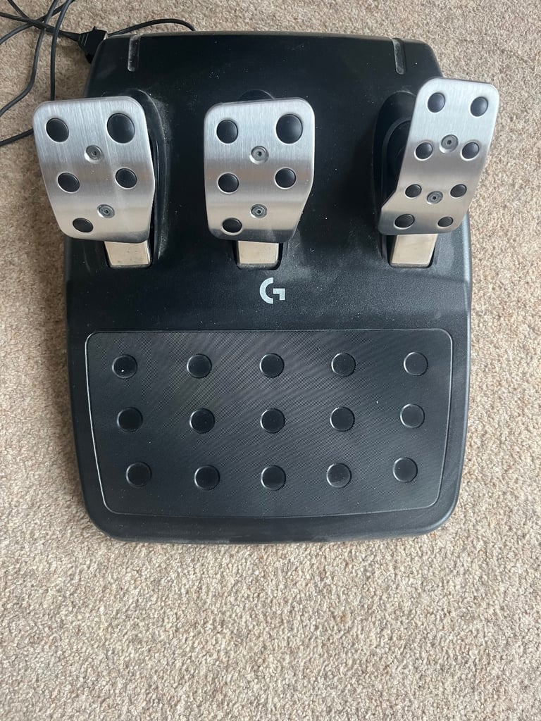 Logitech G923 Steering Wheel and Pedals