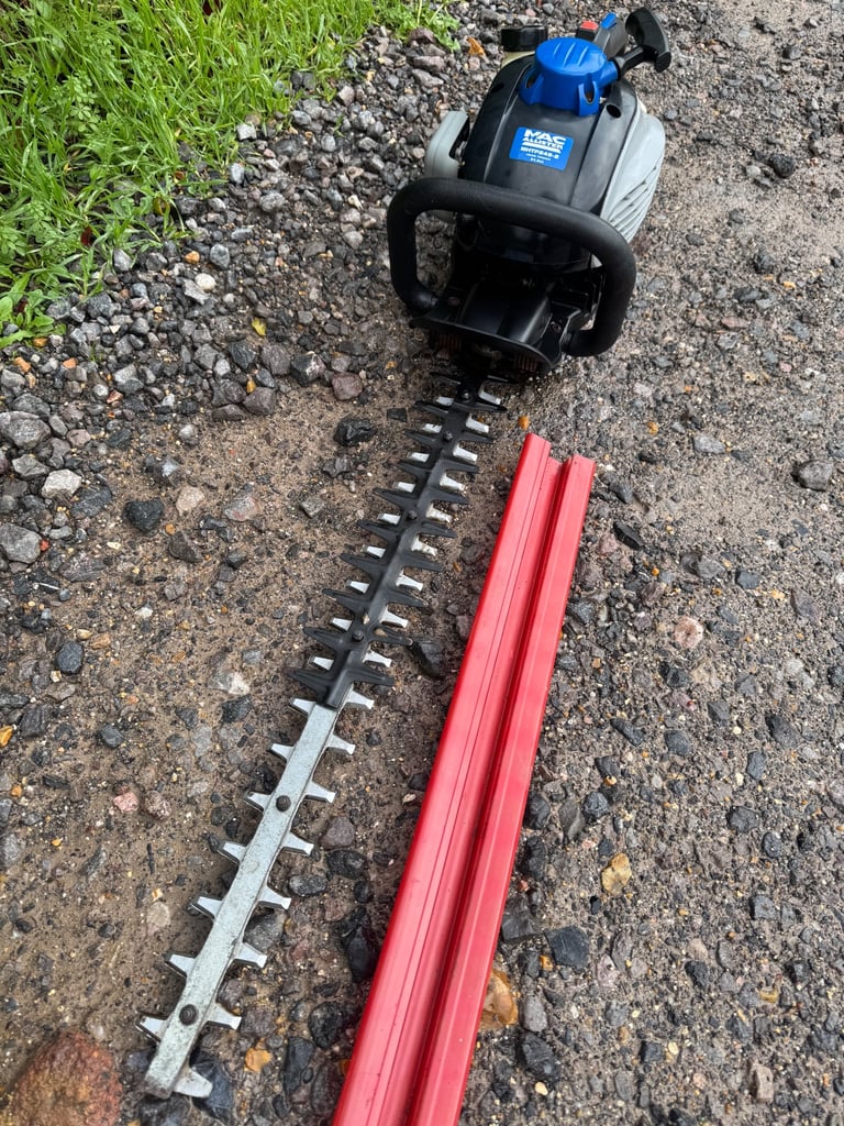 MacAllister petrol hedge trimmer good working order 