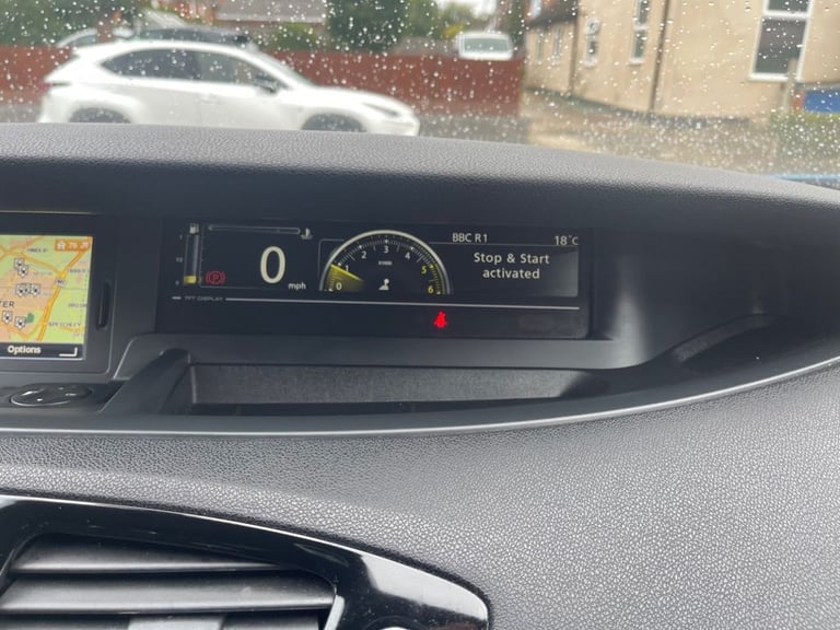 2013 63 RENAULT SCENIC 1.5 DCI ENERGY DYNAMIQUE TOMTOM MPV 5DR DIESEL MANUAL EUR