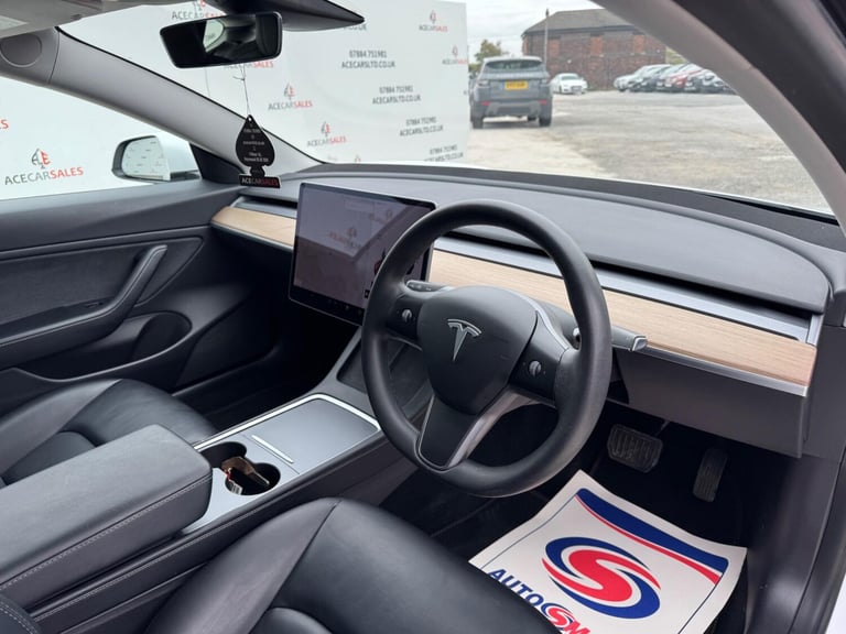 2020 Tesla Model 3 Standard Range Plus Auto RWD 4dr SALOON Electric Automatic