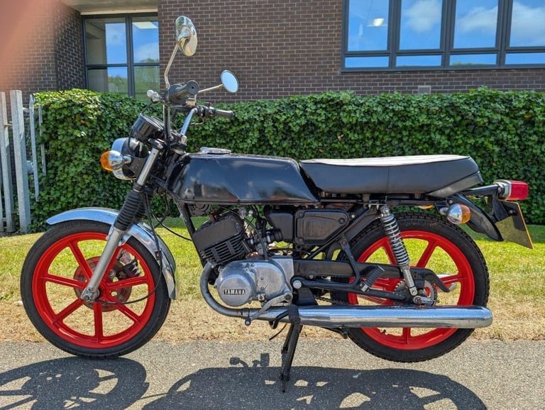 YAMAHA RD200 