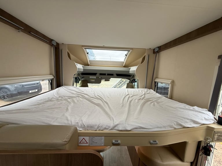 2015 Chausson FLASH 510 4 BERTH MOTORHOME UNDER 6M LONG WITH ELECTRIC BED