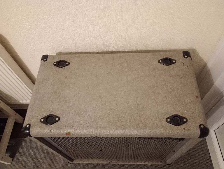 Marshall 4x10 bass cab 1987