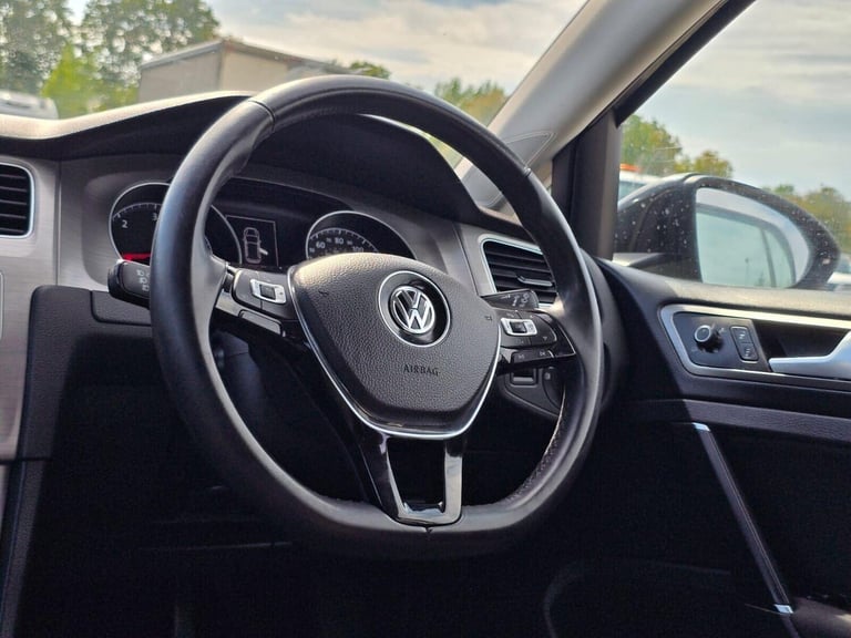 2016 Volkswagen Golf 1.6 TDI BlueMotion Tech Match Edition DSG Euro 6 (s/s) 5dr Hatchback Diesel ...
