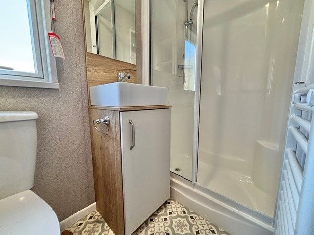 BRAND NEW STATIC CARAVAN FOR SALE AT BROADLAND SANDS HOLIDAY PARK - 11.5 MONTH OWNER SEASON