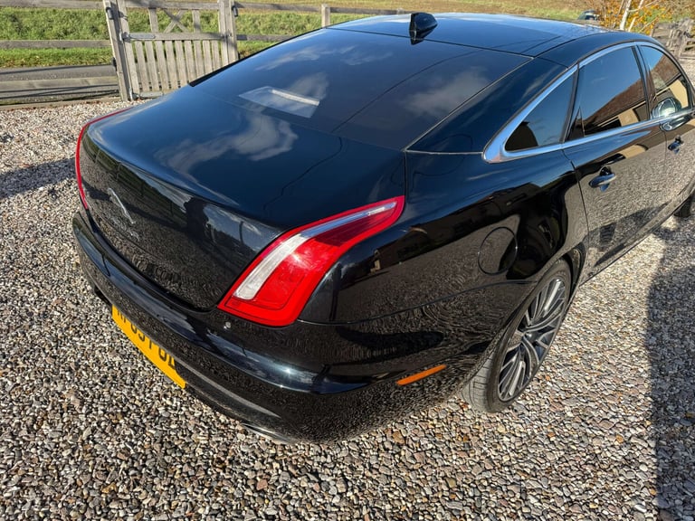 2020 Jaguar XJ 3.0d V6 Autobiography 4dr Auto [LWB] SALOON DIESEL Automatic