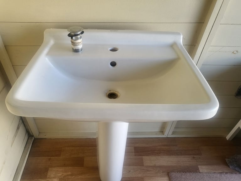 Duravit Pedestal Sink
