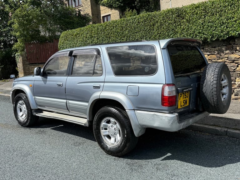 2005 Toyota Hilux 3.0TD SSR-X MANUAL 4X4 GREY  Diesel Manual