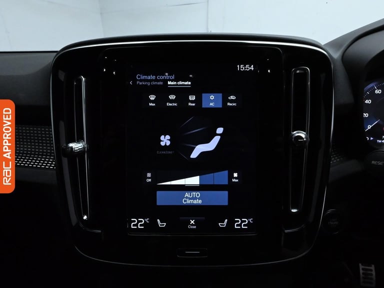 2019 Volvo XC40 2.0 D4 R-Design SUV 5dr Diesel Auto AWD Euro 6 (s/s) (190 ps) SUV DIESEL Automatic