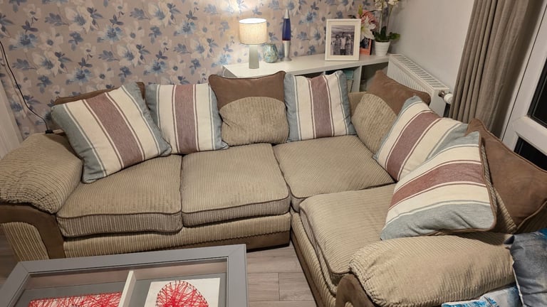 Corner sofa and 3 seater